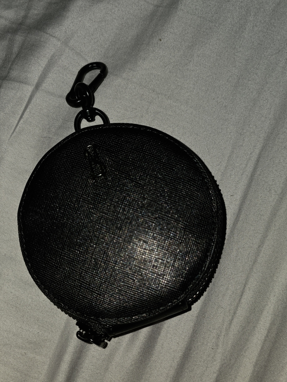 Steve Madden Black Saffiano Round Coin Pouch Key Clip